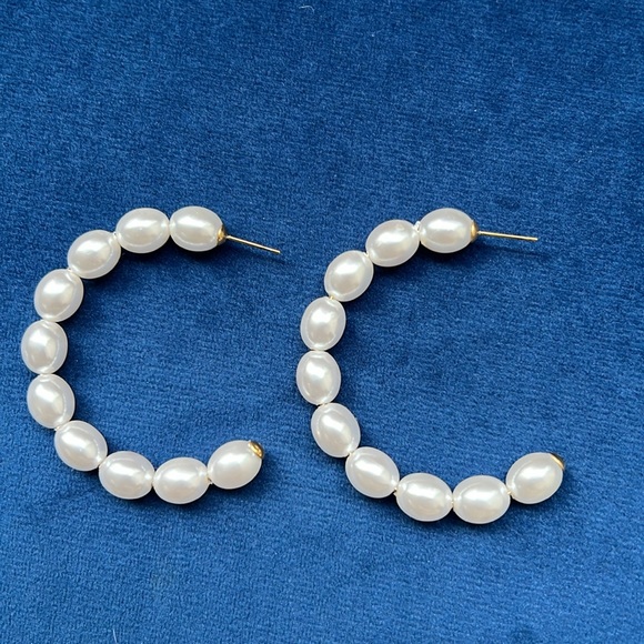 Pearl Hoop Earrings - Picture 3 of 3